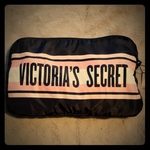 VICTORIA'S SECRET  convertible Bag/ Backpack  NEW